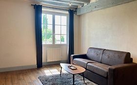 Domaine Du Moulin de Champie - Versailles - Gites&Suites